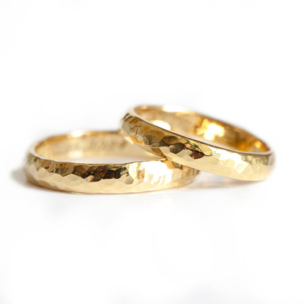 MEN'S 4 MM WEDDING HALF BAND 18 CT GOLD