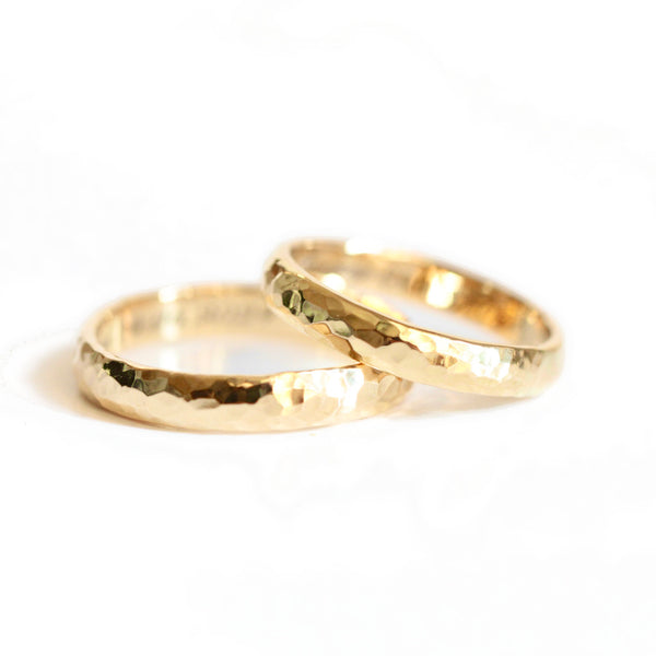MEN'S 4 MM WEDDING HALF BAND 18 CT GOLD