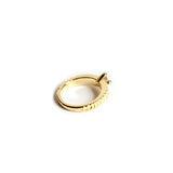Bague Joséphine en or texturé – vue de profil