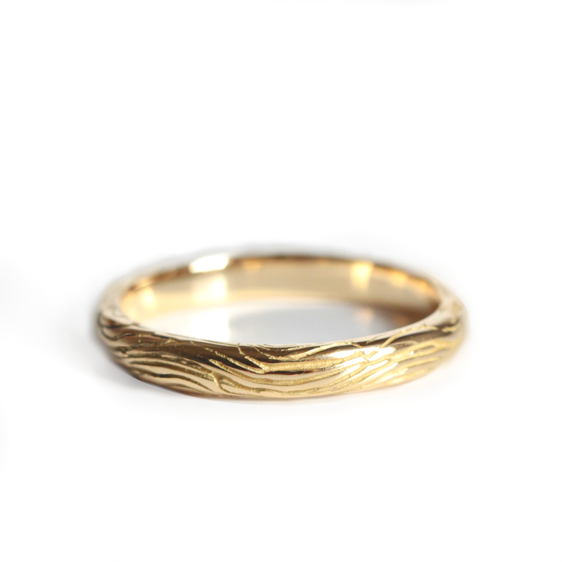 FRIEDA H RING 18 CT RECYCLED GOLD