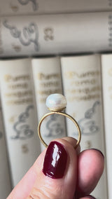 CALYPSO RING FACETED PEARL AND 18 CT GOLD