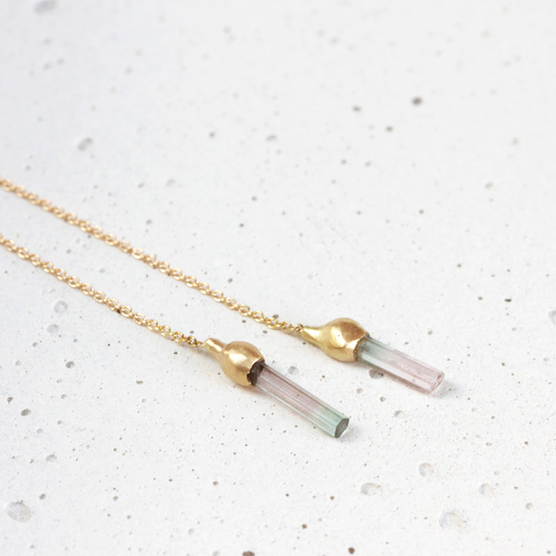 18 CT GOLD CHAIN AND TOURMALINE EARRINGS
