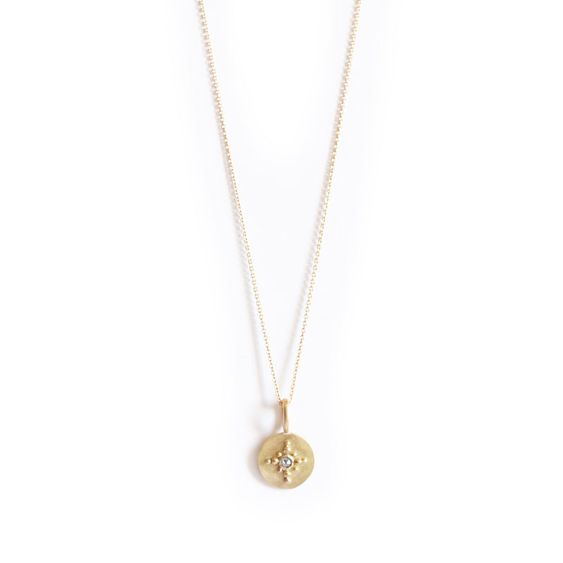 NECKLACE DUNE MEDALLION 18 CT GOLD RECYCLED